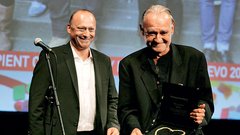 Mirsad Purivatra, direktor in srce festivala od samega začetka, in Bela Tar, madžarski režiser, ki je prejel častno nagrado srce Sarajeva.