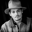 Dobrodelni Johnny Depp je polepšal praznike otrokom v bolnišnicah!