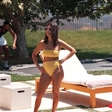 Kourtney Kardashian na pragu 40 let in po treh porodih pokazala fantastično postavo
