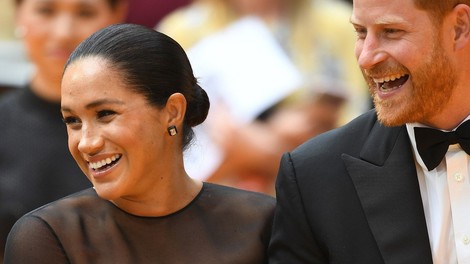 Buckinghamska palača: Pretreseni ob napovedi Harryja in Meghan o umiku!